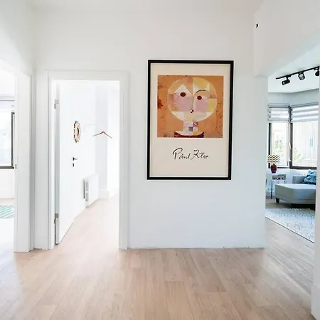 아파트 Spacious And Peaceful Flat In Cihangir, Wi Fi, 3br 이스탄불